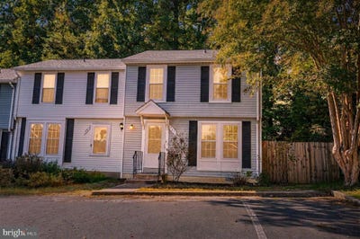 /international/us/207-essex-street-stafford-va-110120719538/