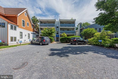 /international/us/72-sussex-street-rehoboth-beach-de-110108470560/
