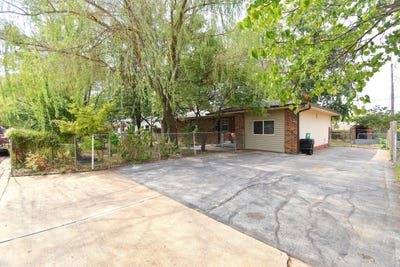 /international/us/2303-s-orchard-avenue-bolivar-mo-110120154111/