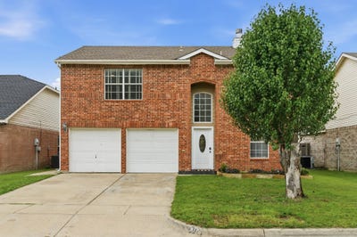 /international/us/8173-heritage-place-drive-fort-worth-tx-110108176605/