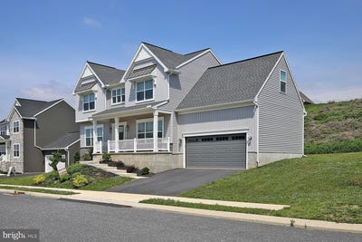 /international/us/216-copper-ridge-drive-newmanstown-pa-110105040485/