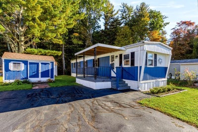 /international/us/47-clems-way-acushnet-ma-110120607805/