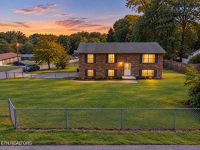 /international/us/5208-nw-berbera-drive-knoxville-tn-110120515646/