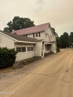 /international/us/85-lake-avenue-lake-luzerne-ny-110109424939/