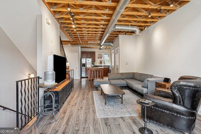 /international/us/322-peters-atlanta-ga-110099199537/
