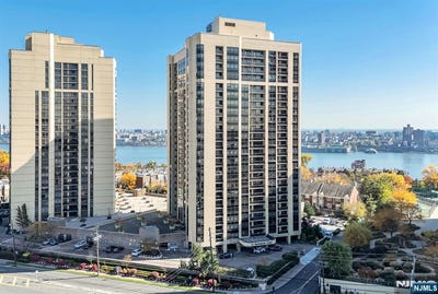 /international/us/800-palisade-avenue-fort-lee-nj-110108108652/