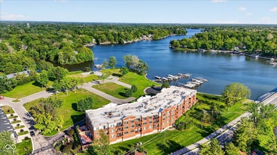 /international/us/20971-shoreline-court-noblesville-in-110108090484/