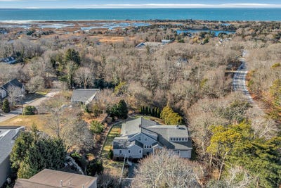 /international/us/832-brick-kiln-road-falmouth-ma-110108478052/