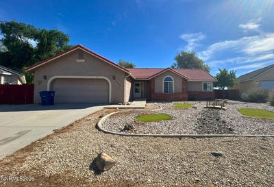 /international/us/1227-green-valley-drive-fallon-nv-110108587478/