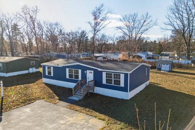 /international/us/900-rock-city-rd-ballston-spa-ny-110103982370/