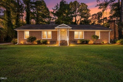 /international/us/1707-roxbury-drive-n-wilson-nc-110120418791/
