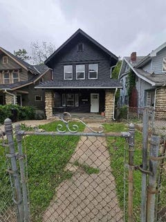 /international/us/4314-wayne-avenue-kansas-city-mo-110107820832/