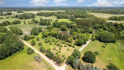 /international/us/3038-221st-avenue-ne-east-bethel-mn-110100355216/