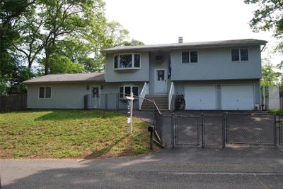 /international/us/93-w-6th-street-ronkonkoma-ny-110098647278/