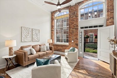 /international/us/1535-caraleigh-mills-court-raleigh-nc-110120555279/