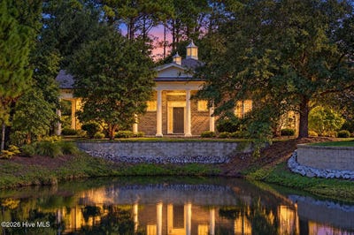 /international/us/4461-golf-cottage-drive-southport-nc-110120619708/