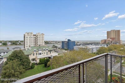 /international/us/1615-park-avenue-asbury-park-nj-110110365847/