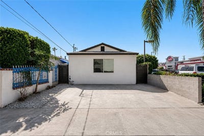 /international/us/1124-coronel-street-san-fernando-ca-110110011803/