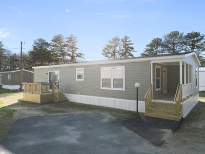 /international/us/40-pine-street-hinsdale-nh-110107830026/