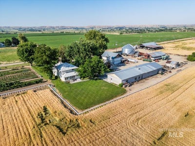 /international/us/8600-hillview-rd-emmett-id-110101539673/