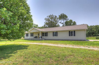 /international/us/18280-state-highway-96-carthage-mo-110100217997/