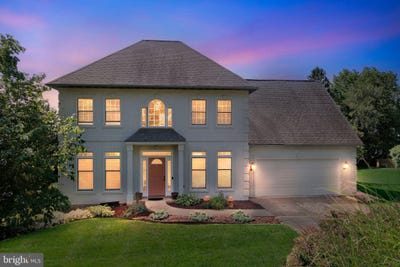 /international/us/1012-woodridge-road-red-lion-pa-110100381564/