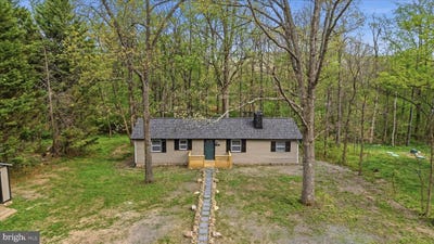 /international/us/105-buckskin-trl-winchester-va-110106239083/
