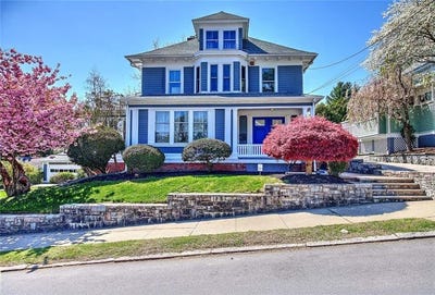 /international/us/271-doyle-avenue-providence-ri-110107821352/