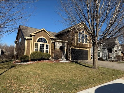 /international/us/21710-62nd-street-shawnee-ks-110106029853/