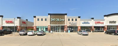 /international/us/2300-edgewood-rd-sw-cedarrapids-ia-110108175760/
