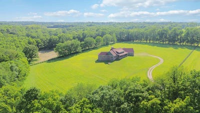 /international/us/1599-woodlake-road-midway-ky-110100693770/