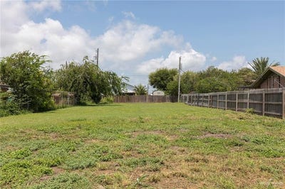 /international/us/207-mesquite-drive-laguna-vista-tx-110099963319/