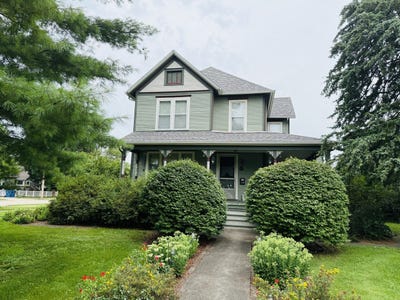 /international/us/130-w-waupansie-street-dwight-il-110101258701/