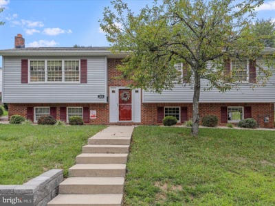 /international/us/300-valley-view-avenue-keyser-wv-110101506443/