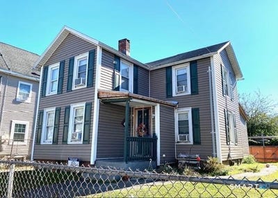 /international/us/44-adams-street-bridgeport-ct-110120608709/