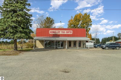 /international/us/2324-w-monroe-road-alma-mi-110095348928/?lang=zh-tw