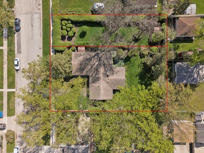 /international/us/9135-26th-place-brookfield-il-110107544518/