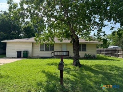 /international/us/1102-n-houston-cameron-tx-110107689424/