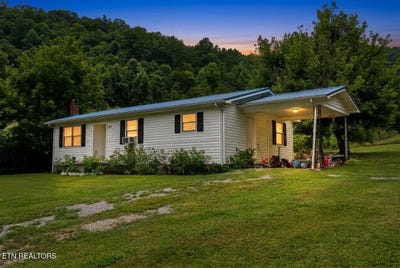 /international/us/943-cool-branch-rd-sneedville-tn-110119400580/