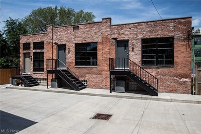 /international/us/3002-franklin-boulevard-cleveland-oh-110107829464/