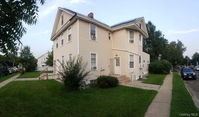 /international/us/83-kraemer-street-hicksville-ny-110109192753/