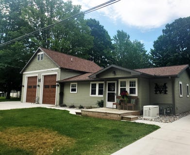 /international/us/139-mary-road-houghton-lake-mi-110100417463/