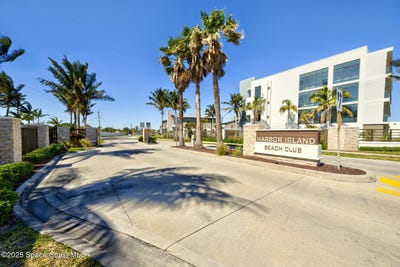 /international/us/205-strand-drive-melbourne-beach-fl-110098009474/