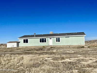 /international/us/6055-amos-drive-winnemucca-nv-110105360515/