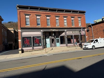 /international/us/9-n-main-coudersport-pa-110103065436/