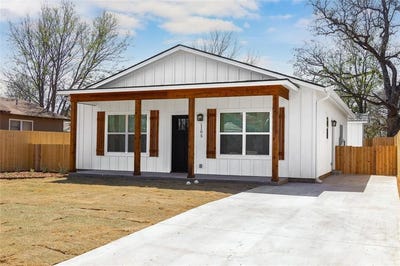 /international/us/1105-1st-street-brownwood-tx-110101099657/