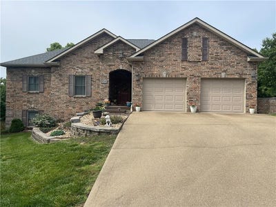 /international/us/118-hickory-ridge-waynesville-mo-110108567282/