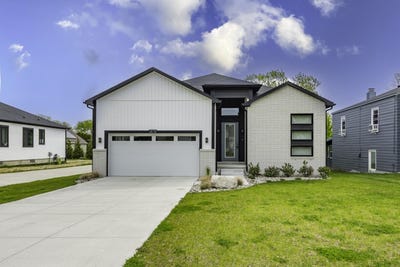 /international/us/1858-upland-drive-ann-arbor-mi-110108411896/
