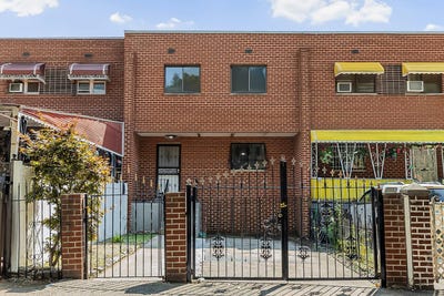 /international/us/922-tiffany-street-bronx-ny-110101193438/