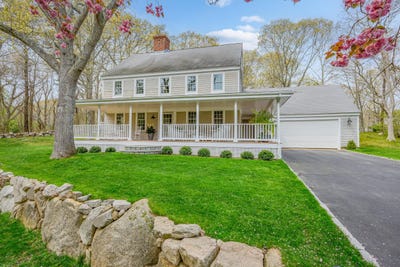 /international/us/79-sturgis-lane-barnstable-ma-110108107300/